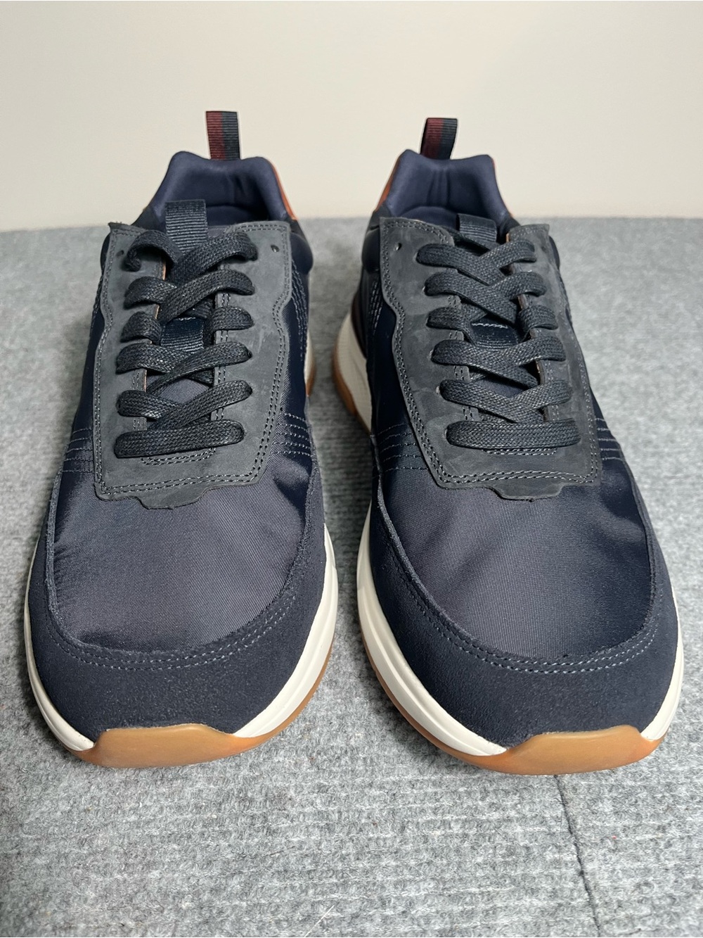 Vince Camuto Navy and Gum Low-Top Sneakers